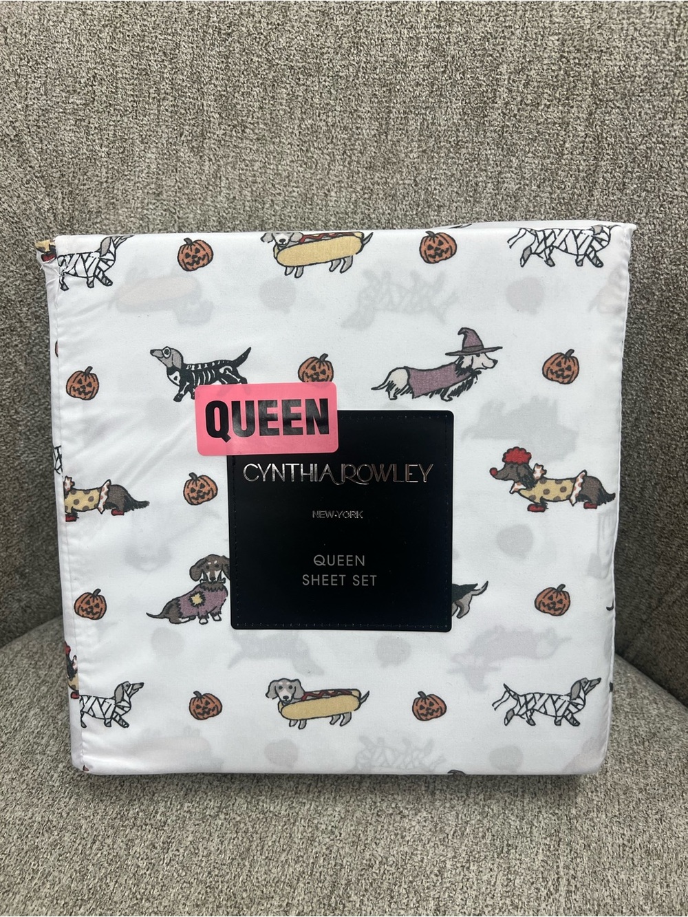 Cynthia Rowley Halloween Dachshund Doxie QUEEN Sheet Set